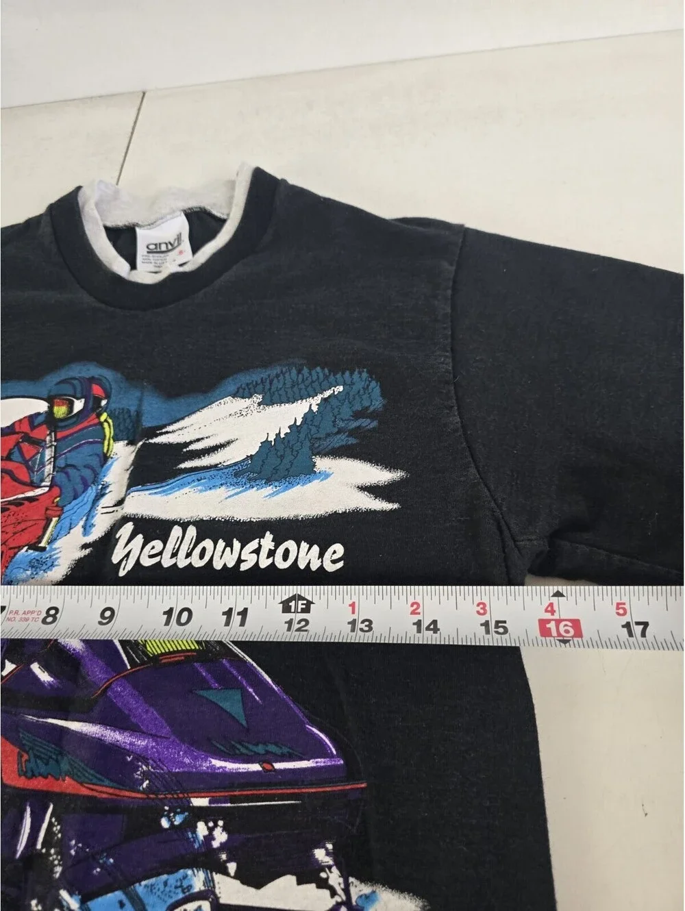 Vintage 90's Yellowstone Nature Shirt Single Stitch T-Shirt Youth S Made In USA